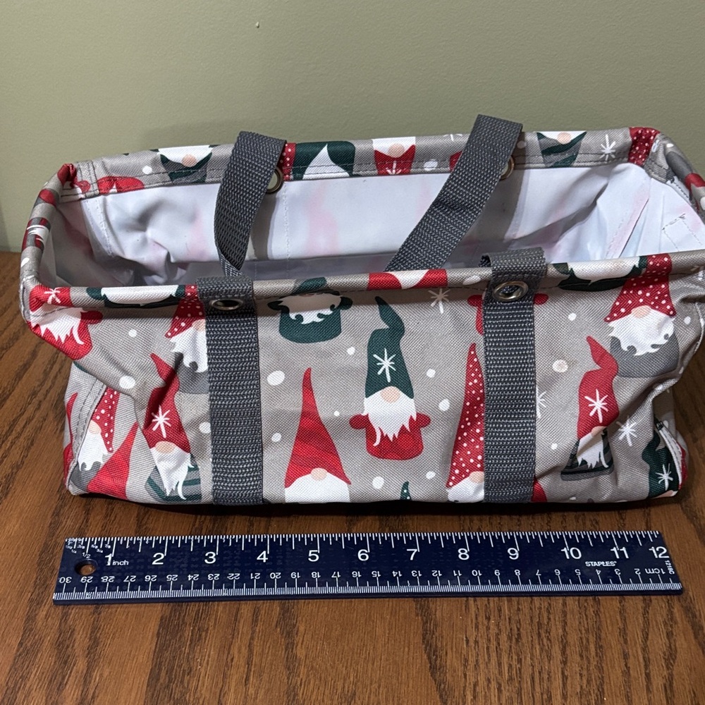 Thirty-one Mini Gnome Print Women's Tote Bag